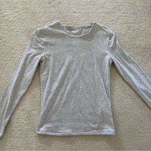 abercrombie long sleeve tuckable crew top